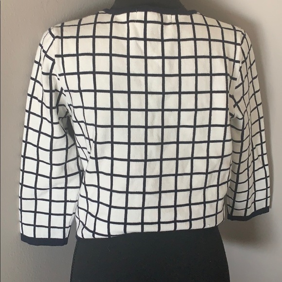 Forever 21 Chic Grid Sweater Size S - Picture 2 of 5